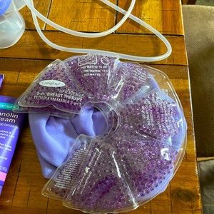 Lansinoh Nursing Lot